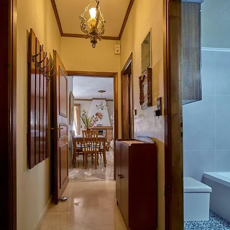 Amalia's Sea View Apartment *