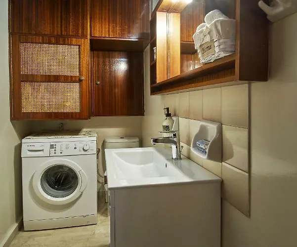 Amalia's Sea View Apartament