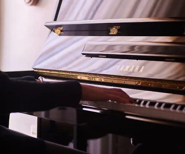 Amalia's Sea View Apartament *